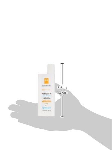 La Roche-Posay Anthelios Sunscreen SPF 40 Ultra-Light Fluid Broad Spectrum SPF 40 Face Sunscreen with Titanium Dioxide Mineral Lightweight &amp Fast-Absorbing Oil-Free Matte Finish
