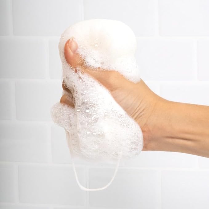Everist The Hydrating Body Duo The Body Wash Concentrate Tube 50+ Washes Bundled With The Compostable Konjac Sponge