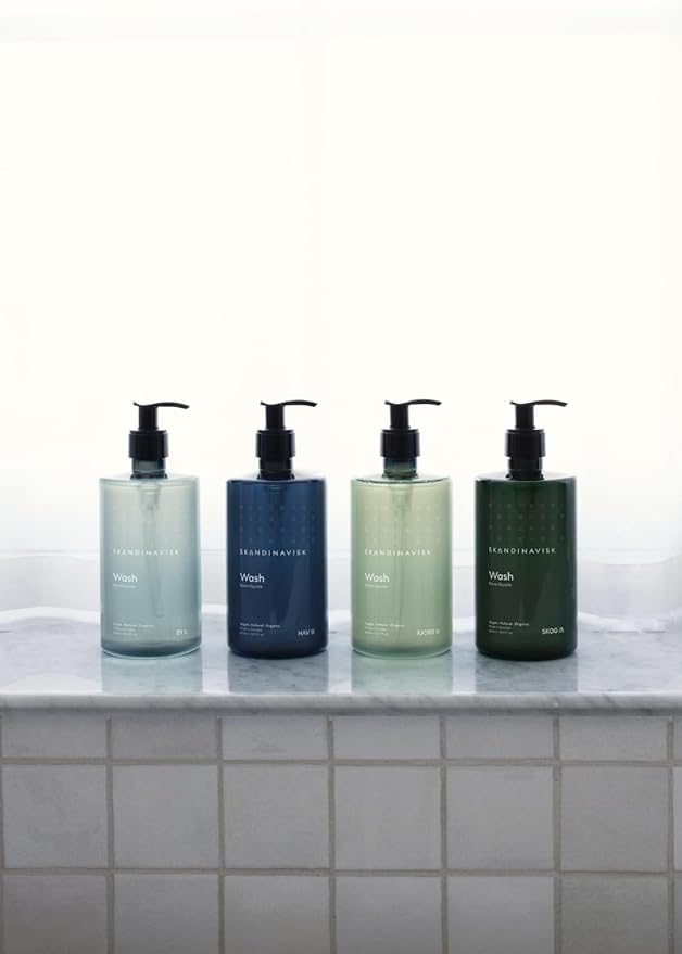 Skandinavisk Wash HAV ‘Sea’ Scent notes: Salt spray and sea kelp hawthorn and beach rose 16.91 fl. oz.