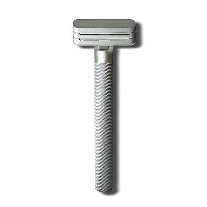 Form Razor | Aluminum Dual-Blade Safety Razor with 10 Single-Edge Blades | Eco-Friendly and Cost-Efficient Shaving Solution For Men and Women (Silver)