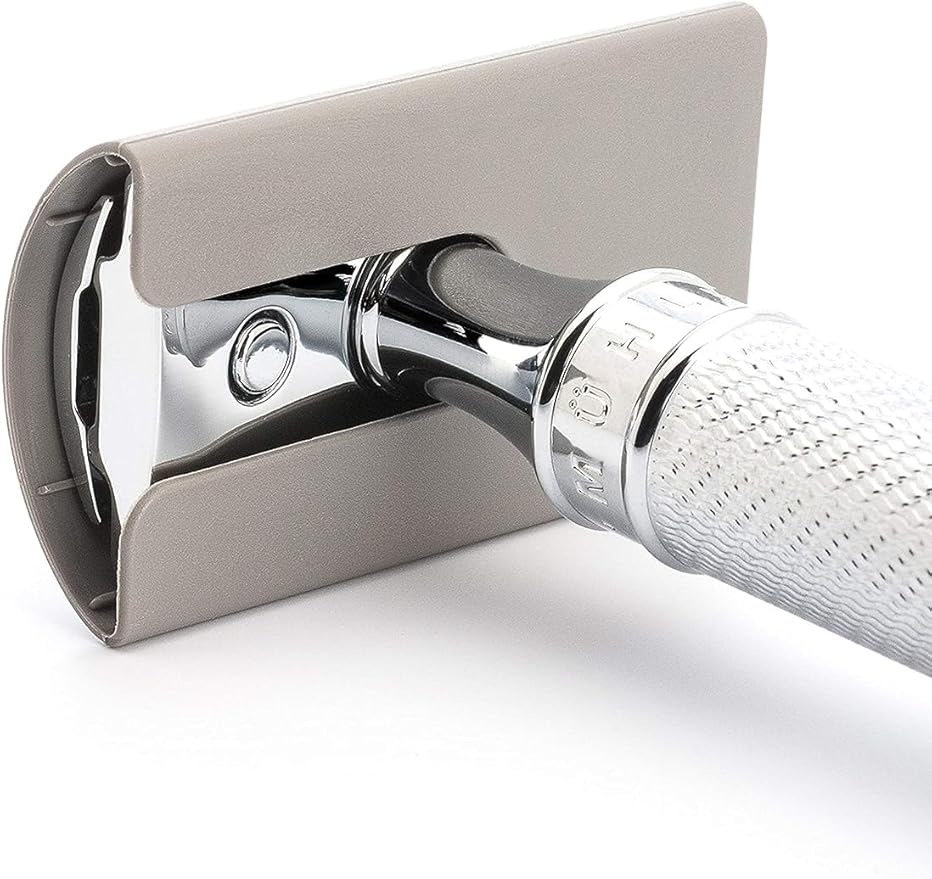 MÜHLE R 89 Shaving Set 5 Pieces - Safety Razor with Closed Comb Chrome-Plated Metal Blade Cream Cloth - Silver