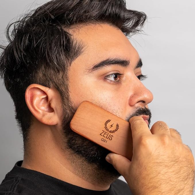 ZEUS Palm Beard Brush for Men Firm 100% Boar Bristles Gently Detangles Smooths &amp Conditions Facial Hair German-Made Pear Wood Handle (G91)