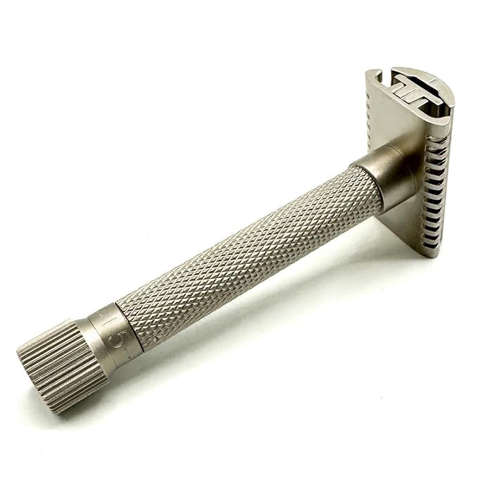 The Parker VARIANT OPEN COMB - ADJUSTABLE Double Edge Safety Razor Customize your Shave with a Turn of the Dial from Mild to Aggressive - 5 Blades Included (SATIN CHROME)