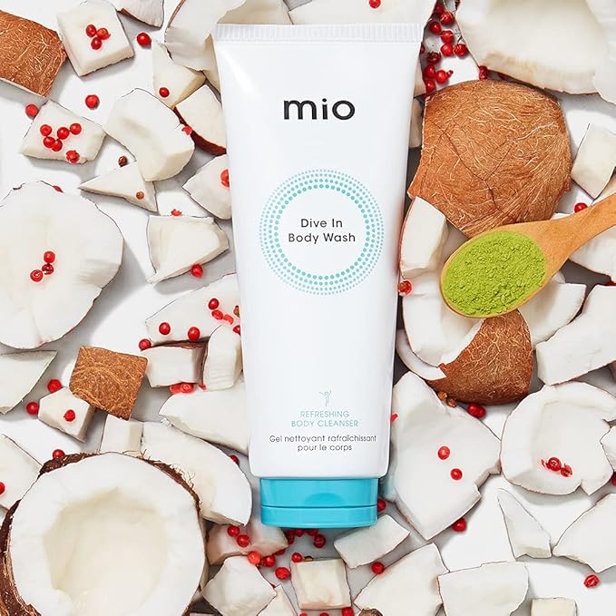 Mio Dive In Body Wash Berry 6.7 Fl Oz