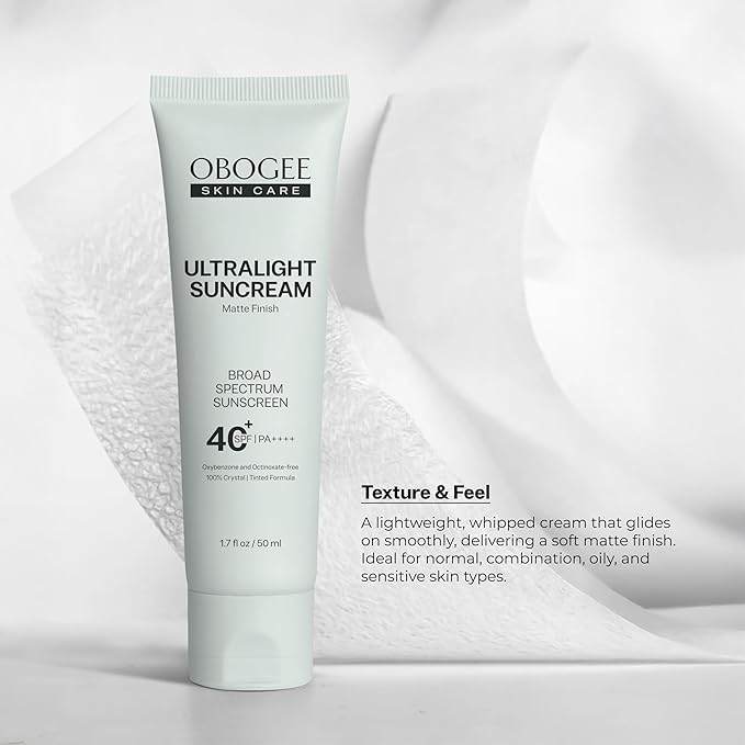Ultralight SunCream(SPF 40) - 50 mL - 100% Mineral Oil-Free Broad Spectrum Sunscreen - Smooths Skin’s Appearance Minimizes Pores &amp Controls Shine - Water &amp Sweat Resistant