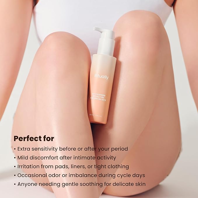 pH-Balanced Period Gel Wash – Hydrating Intimate Vulva Cleanser for Sensitive Skin PMS Comfort Formula with Hibiscus Cica &amp Amino-Acid Cleansers Fragrance-Free Cycle Care 4.05 oz