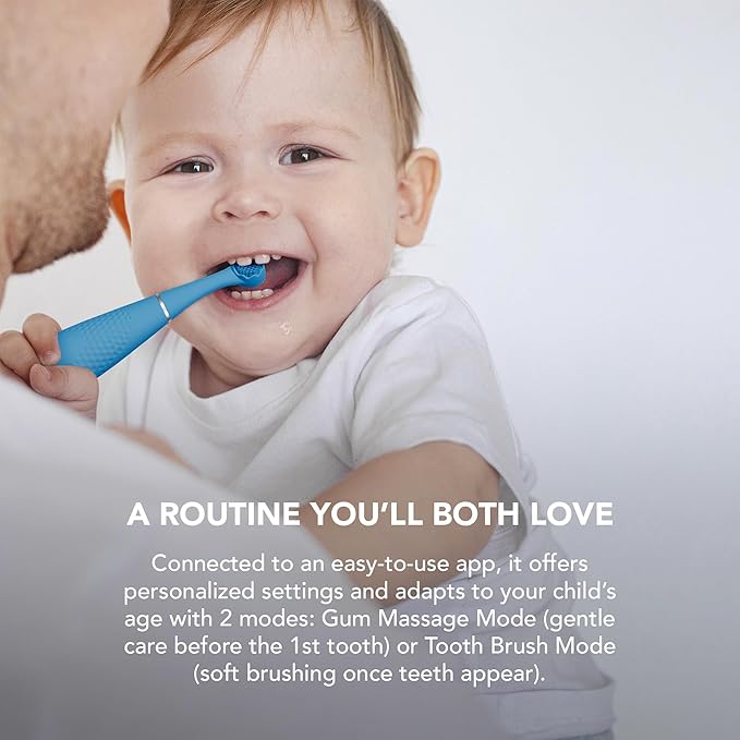 FOREO ISSA 4 Baby – Silicone Sonic Electric Toothbrush Bundle for Babies 2-Sided Bristles Fun Smile Feature Gum Massage 12 Months of Care with Extra Brush Head Travel-Friendly - Bubble Blue