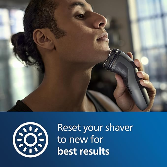 Philips Norelco SH30/52 Genuine Shaving Heads Compatible with Philips Shavers Series 1000 2000 3000 and 5000 Powerful Performance Self-Sharpening 3 Pieces Model SH30/52