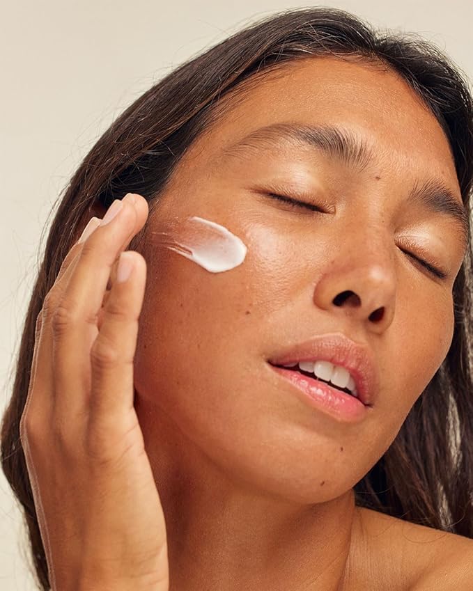 UTU - Outdoor Essentials Kit | SPF30 Daily Moisturizing Face Sunscreen (75 mL) + SPF50 Stick Sunscreen (28g) | Broad Spectrum Skin Protection