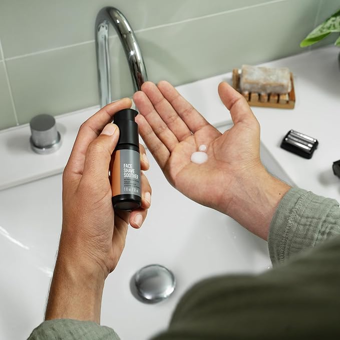 MANSCAPED® The Chairman™ PRO Package - Men’s Electric Face Shaver with Two Interchangeable Blades SkinSafe® Four-Blade Foil &amp Stubble Trimmer Power Shave Gel Face Shave Soother Aftershave