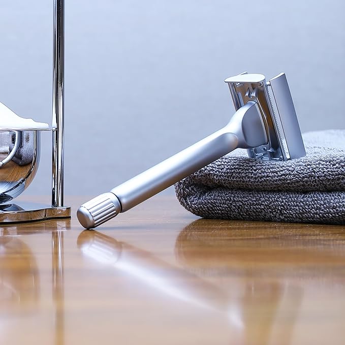 Butterfly Open Double Edge Safety Razor for Men + 10 Stainless Steel BladesBarber Grade Vintage Shaving Machine Smooth Reusable Eco-Friendly