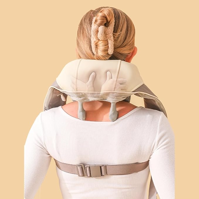 Snugger Neck and Shoulder Massager with Heat Cordless Neck Massager for Pain Relief Deep Tissue Shiatsu Neck Massager Heated Neck and Shoulder Massager Muscle Relaxation Therapy
