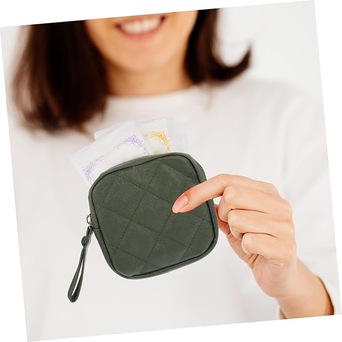 NOLITOY 4pcs Portable Sanitary Napkin Bag for Women Cute Travel Toiletry Bag Zipper Period Products Holder for School Adorable Period for Women