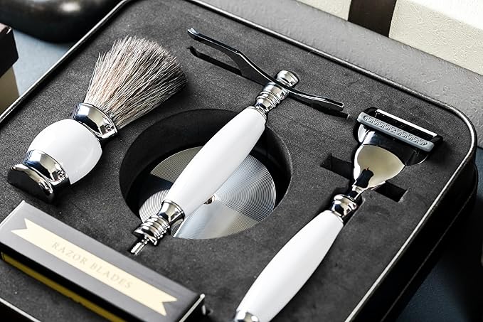 FREED Customized gifts Engraving Luxury Men's 5-Blade Razor set Aluminum Alloy Material incloud 4 Bladesrazor standrazor brushIt's the best gift for men (Pearl White)