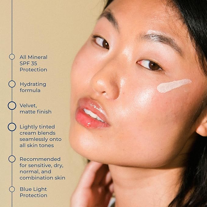 CoTZ Face Moisture Lightly Tinted Mineral Sunscreen Broad Spectrum SPF 35 1.5 oz / 42.5 g