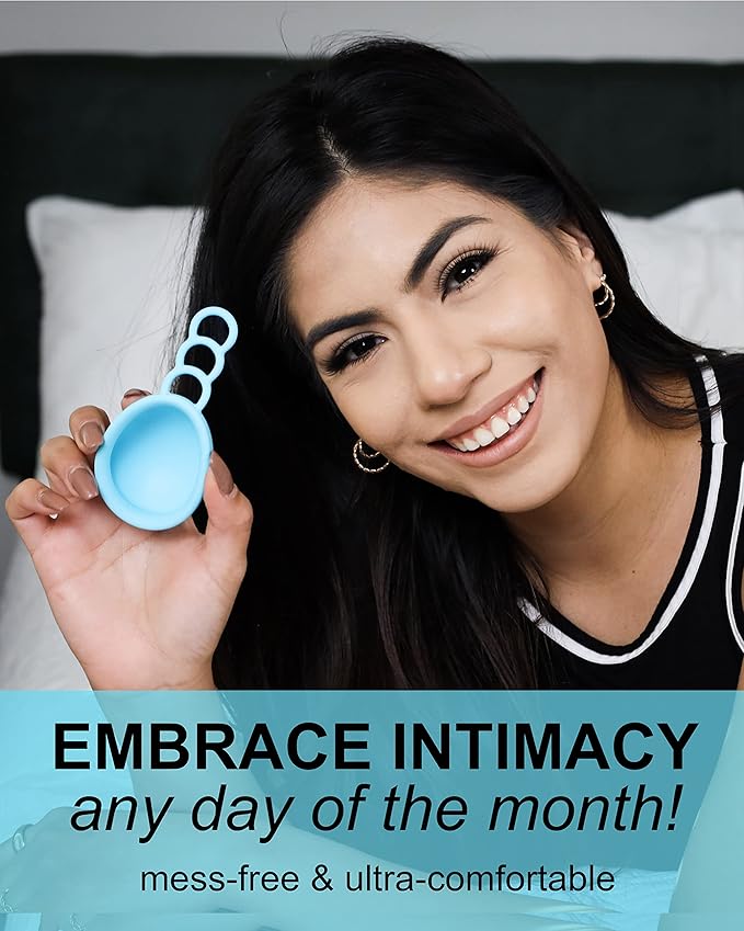 MOONTHLIES Reusable Menstrual Disc | Period Disc with Removal Loop Stem | Alternative to Menstrual Cups for Light or Heavy Flows | Sustainable Alternative to Tampons/Pads (1 Small 1 Medium Blue)