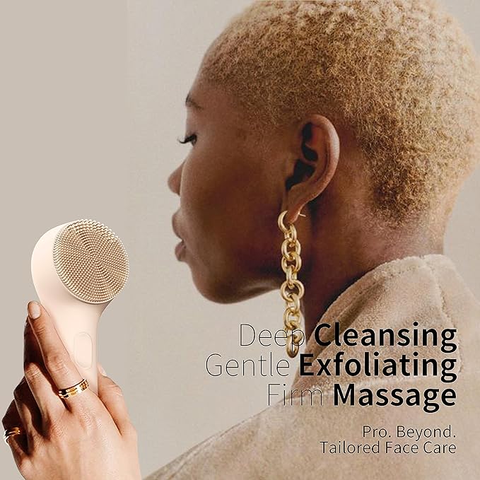 Silicone Face Scrubber NågraCoola CLIE 2.0 Facial Cleansing Brush Rechargeable Waterproof Face Scrub Brush for Cleansing Exfoliating Massaging Electric Facial Exfoliator for Women and Men - Oat
