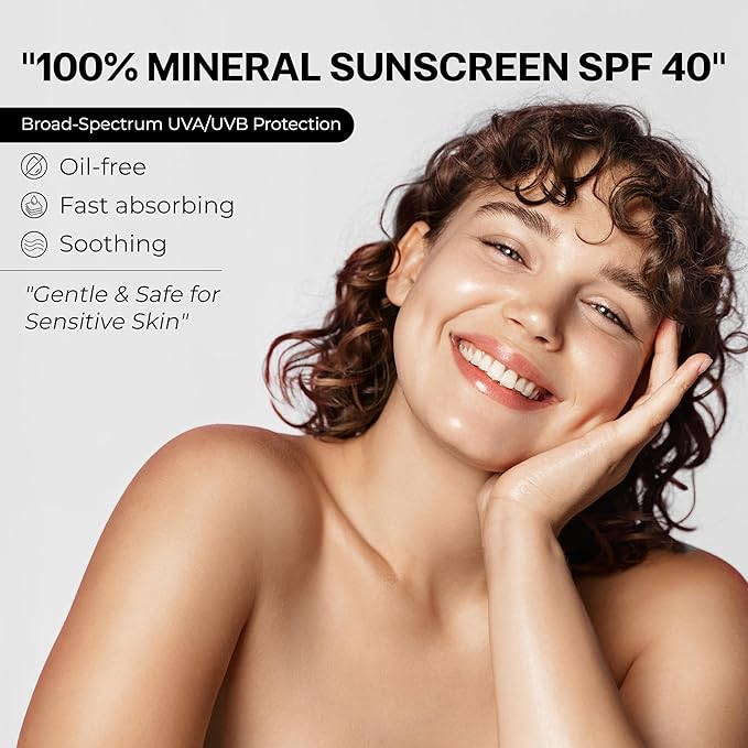 Ultralight SunCream(SPF 40) - 50 mL - 100% Mineral Oil-Free Broad Spectrum Sunscreen - Smooths Skin’s Appearance Minimizes Pores &amp Controls Shine - Water &amp Sweat Resistant
