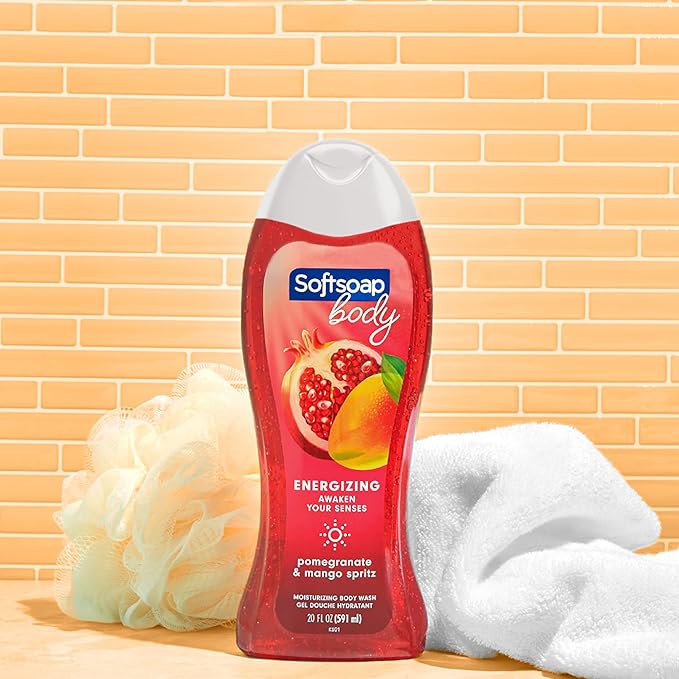 Softsoap Body Wash Honeysuckle &amp Orange Burst 20 Ounce 4 Pack and Pomegranate &amp Mango Spritz 20 Fl Oz 4 Pack Bundle