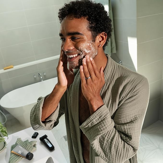 MANSCAPED® The Chairman™ PRO Package - Men’s Electric Face Shaver with Two Interchangeable Blades SkinSafe® Four-Blade Foil &amp Stubble Trimmer Power Shave Gel Face Shave Soother Aftershave
