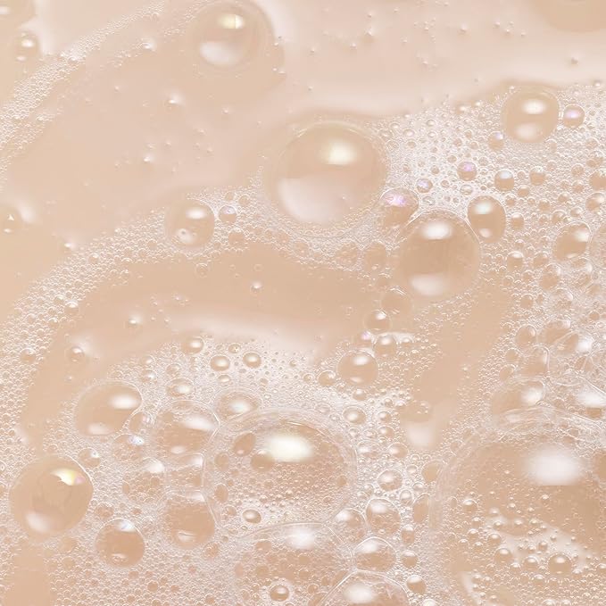 Le Monde Gourmand Lait de Coco Perfumed Milky Body Wash - 14 fl oz (414 ml) - Vanilla Praline Warm Notes