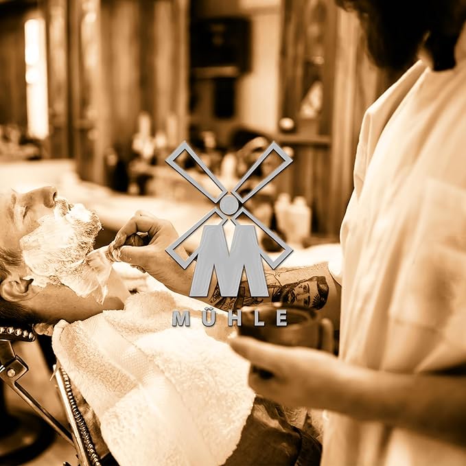 MÜHLE Chrome Silvertip Badger Safety Razor (Closed Comb) Shaving Set - Perfect for Every Day Use Barbershop Quality Close Smooth Shave